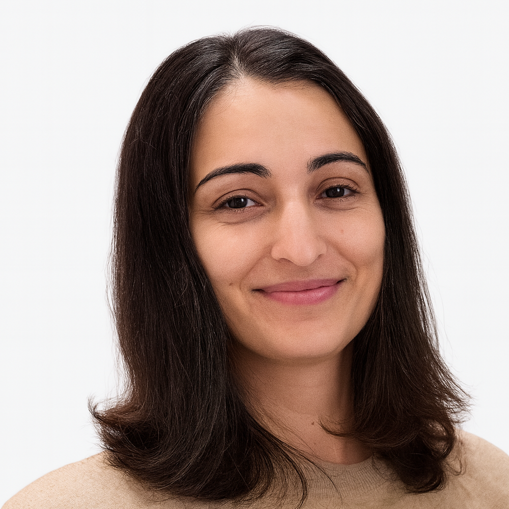 Dr. Nicol Nicola